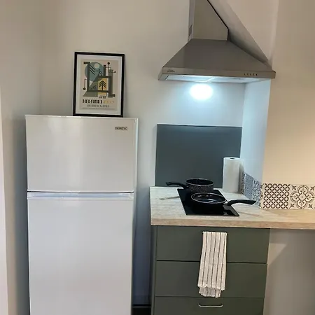 Neuf, Plein Centre Apartment